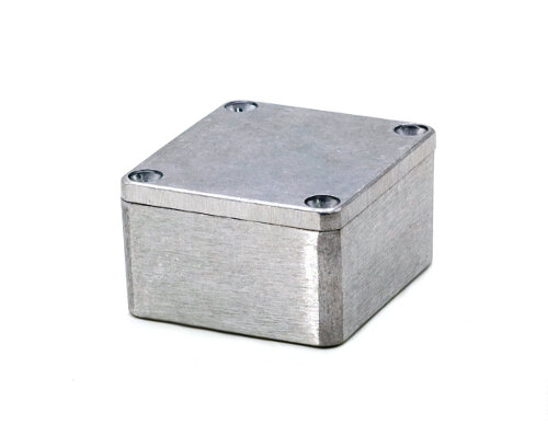 r8931_1.jpg