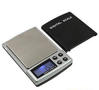 HF-06 200g/0.01g (2xAAA)